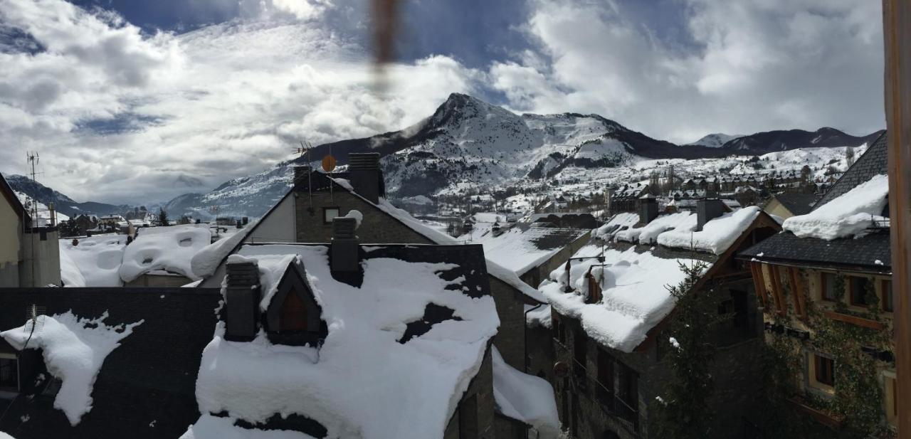 Esplendido Atico En Sallent Con Vistas *